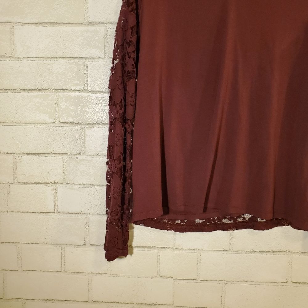 Hollister maroon lace top - Picture 10 of 10